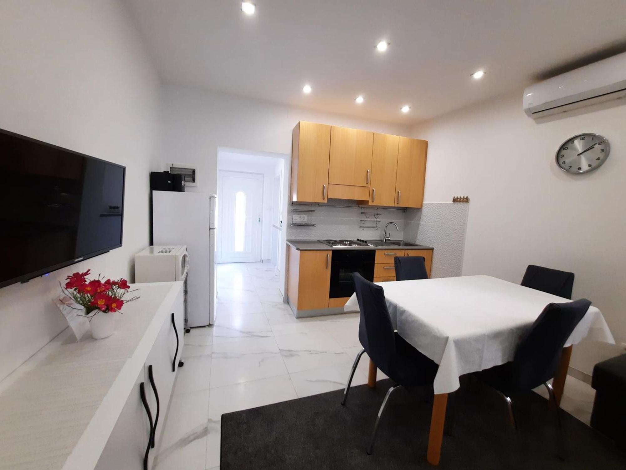 Alfa Apartment