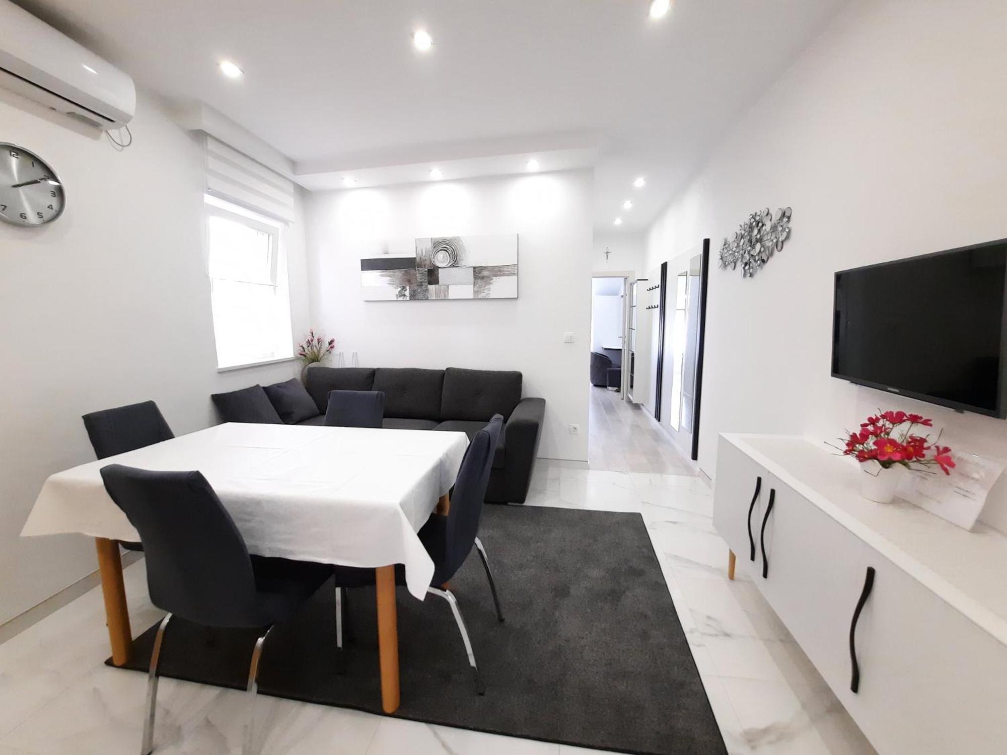 Alfa Apartment
